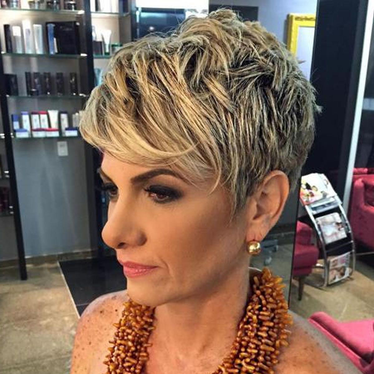 2018 Haircuts For Older Women Over 50 – New Trend Hair Ideas With Short Haircuts For Over 50s (Photo 24 of 25)
