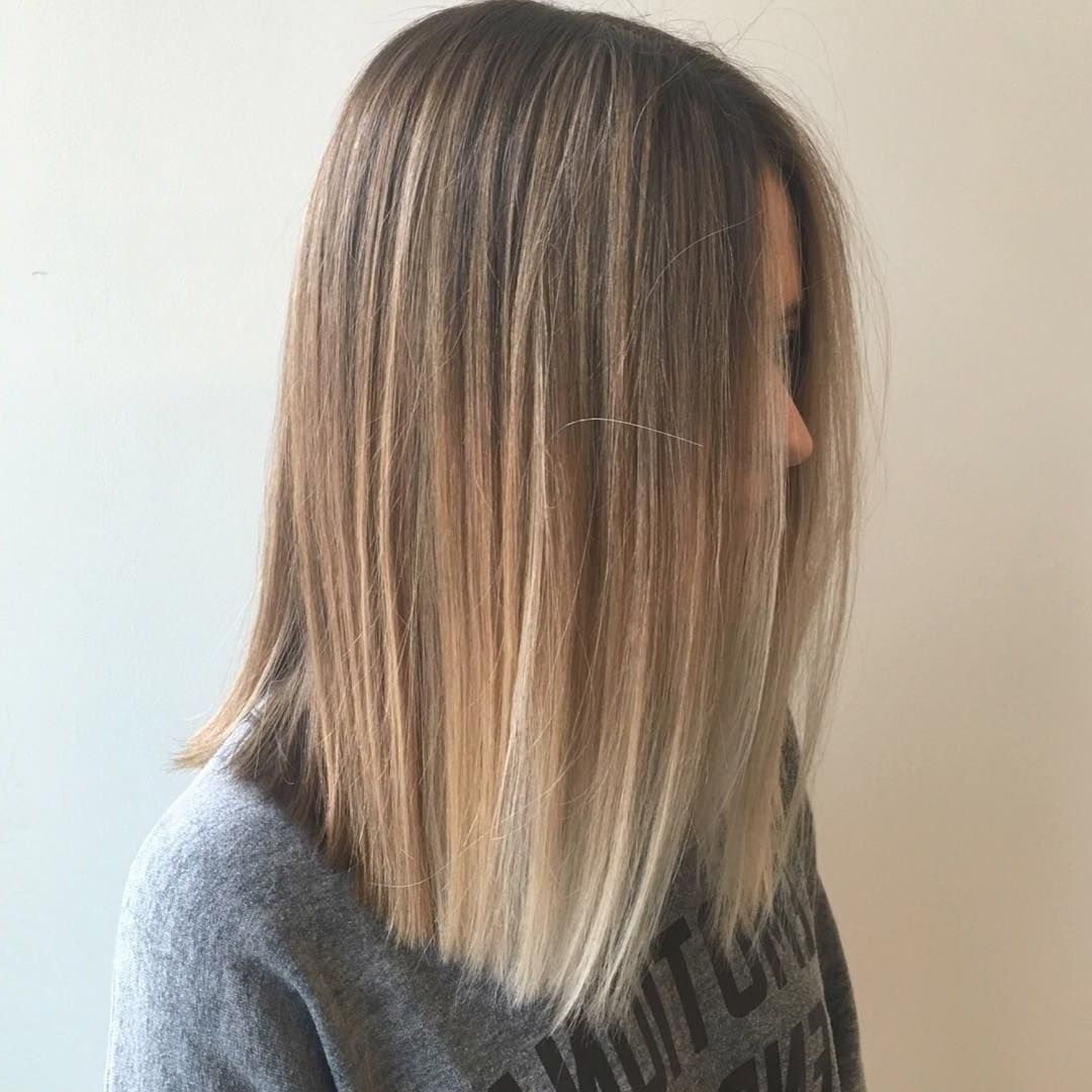 25 Alluring Straight Hairstyles For 2018 (short, Medium & Long Hair Inside Medium Short Straight Hairstyles (Photo 1 of 25)