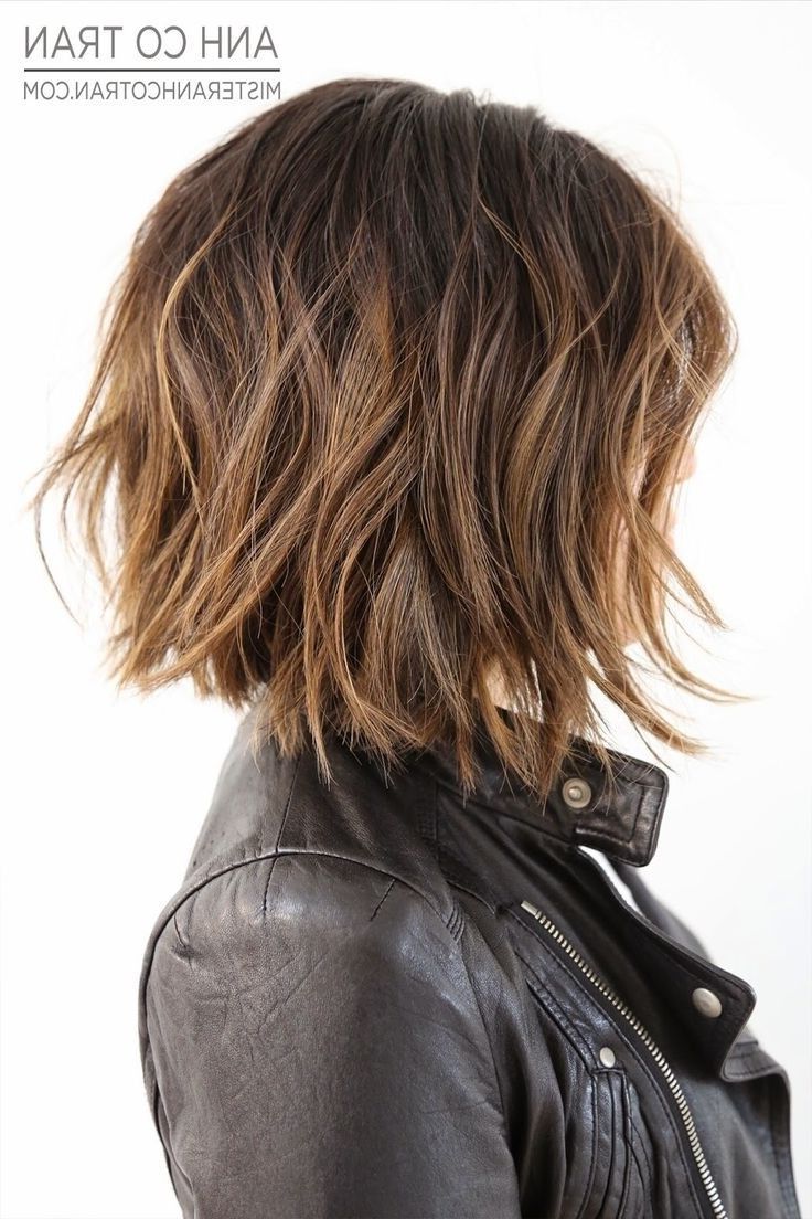 25 Hairstyles For Summer 2018: Sunny Beaches As You Plan Your Inside Nape Length Brown Bob Hairstyles With Messy Curls (View 6 of 25)