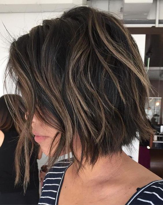 30 Layered Bob Haircuts For Weightless Textured Styles With Short Bob Hairstyles With Piece Y Layers And Babylights (View 7 of 25)