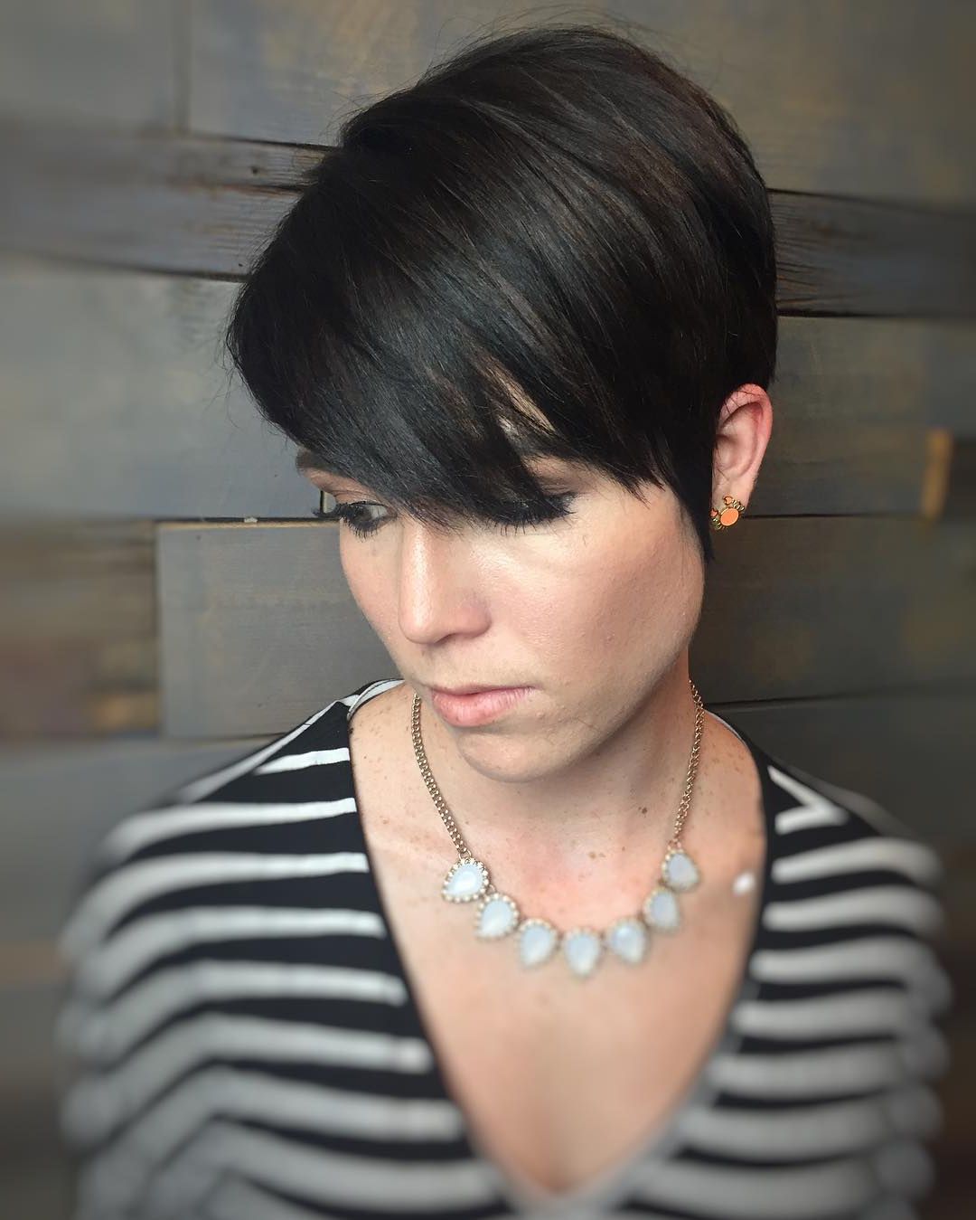 38 Short Hairstyles With Bangs That Are Just Brilliant Intended For Short Haircuts With Side Swept Bangs (Photo 25 of 25)