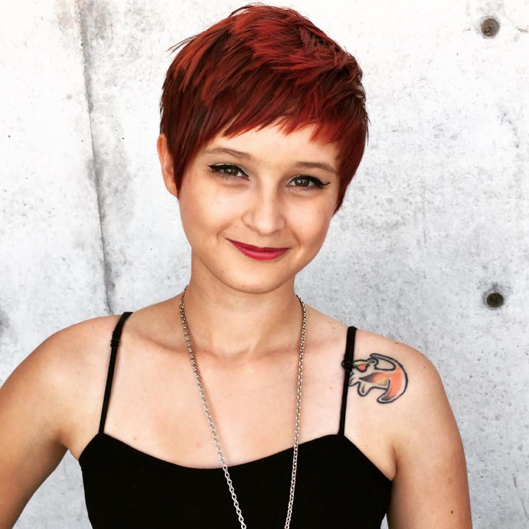 38 Short Hairstyles With Bangs That Are Just Brilliant Throughout Short Haircuts With Side Swept Bangs (View 21 of 25)