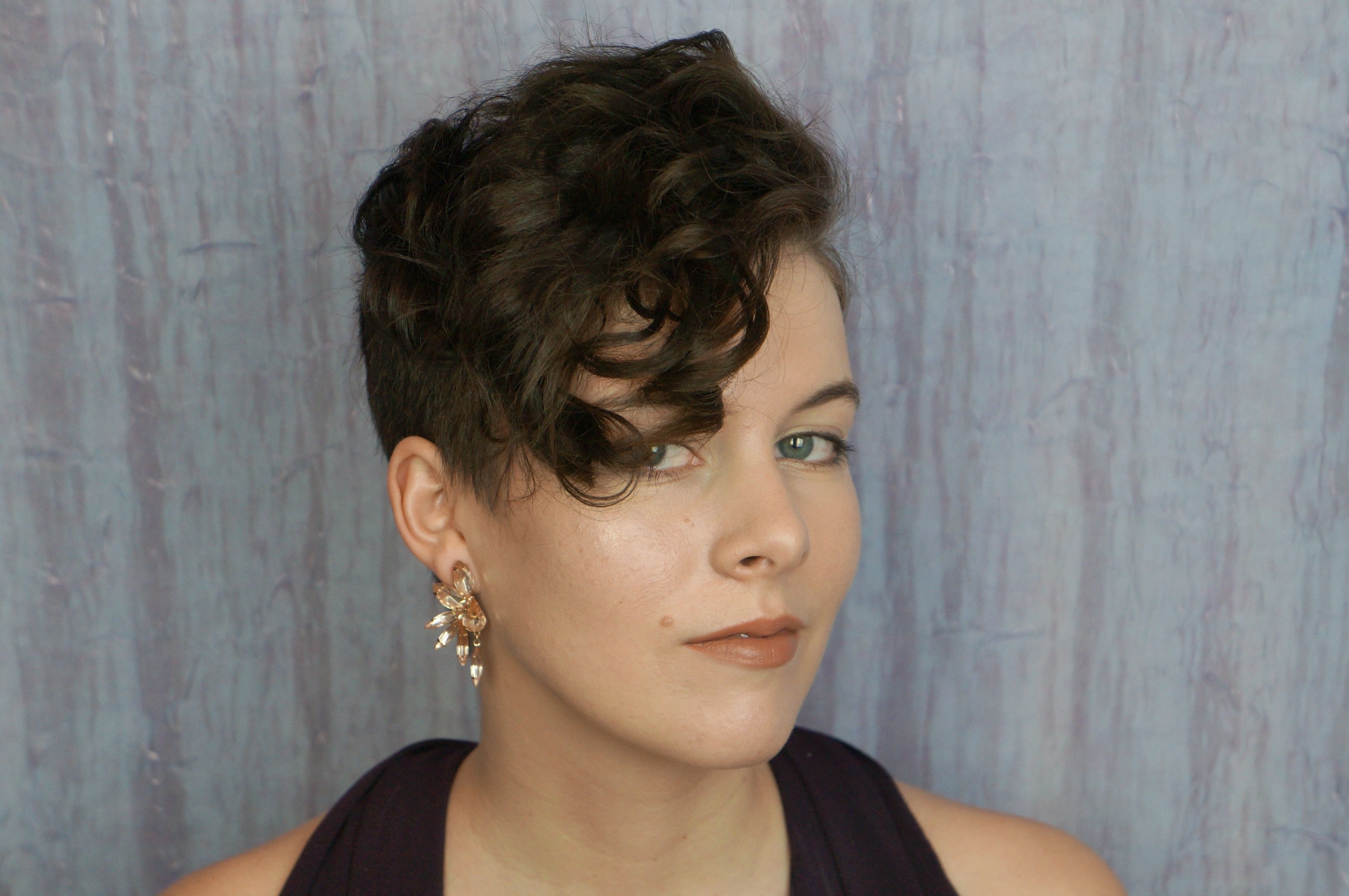 4 Short Hairstyles For Prom That Prove Pixie Cuts Can Be Extremely Glam Intended For Dinner Short Hairstyles (View 25 of 25)