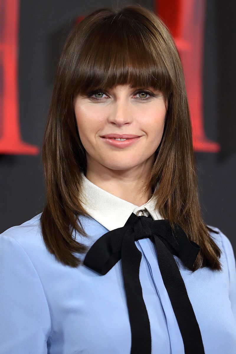 40 Best Medium Hairstyles – Celebrities With Shoulder Length Haircuts With Short Hairstyles Shoulder Length (Photo 11 of 25)