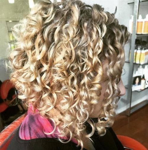 42 Curly Bob Hairstyles That Rock In 2018 With Butter Blonde A Line Bob Hairstyles (Photo 17 of 25)