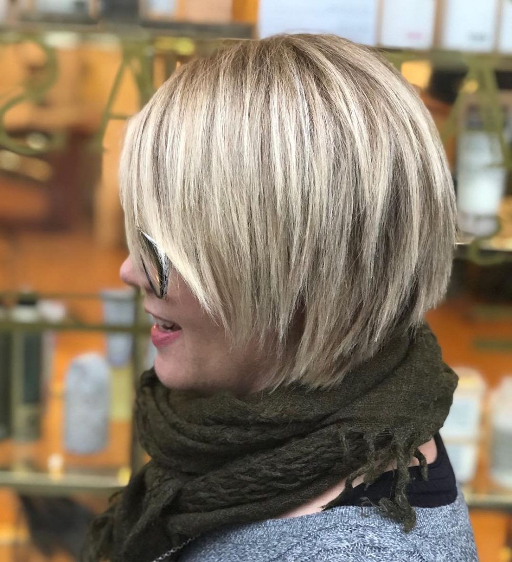45 Chic Choppy Bob Hairstyles For 2018 For Choppy Golden Blonde Balayage Bob Hairstyles (Photo 14 of 25)