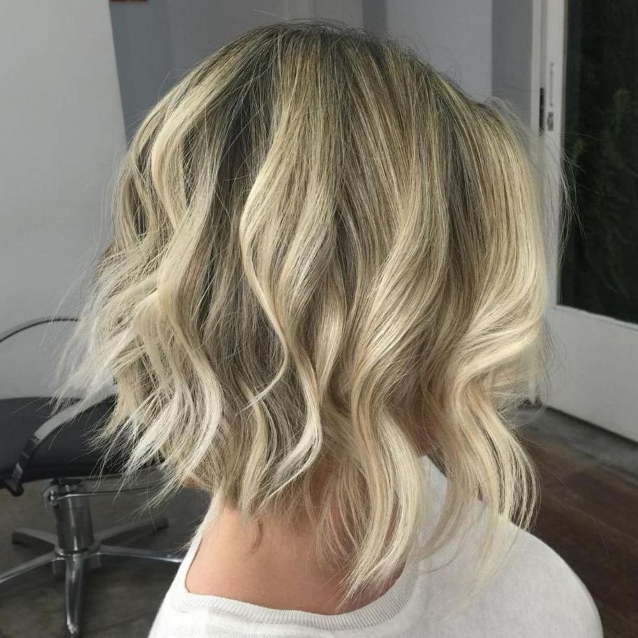 50 Gorgeous Wavy Bob Hairstyles With An Extra Touch Of Femininity In For Tousled Wavy Blonde Bob Hairstyles (View 9 of 25)