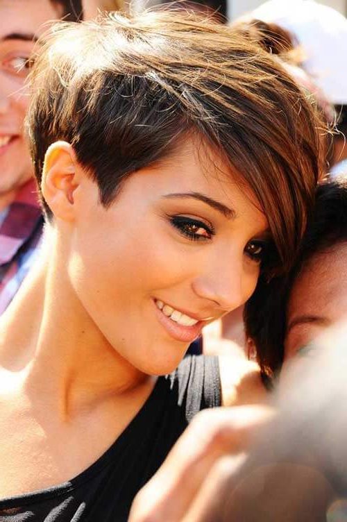 50 Pixie Haircuts You'll See Trending In 2018 For Layered Tapered Pixie Hairstyles For Thick Hair (View 19 of 25)