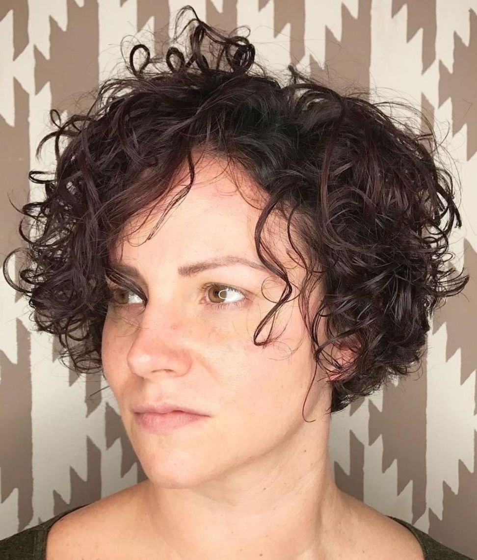 Featured Photo of 2024 Latest Short Messy Curly Hairstyles