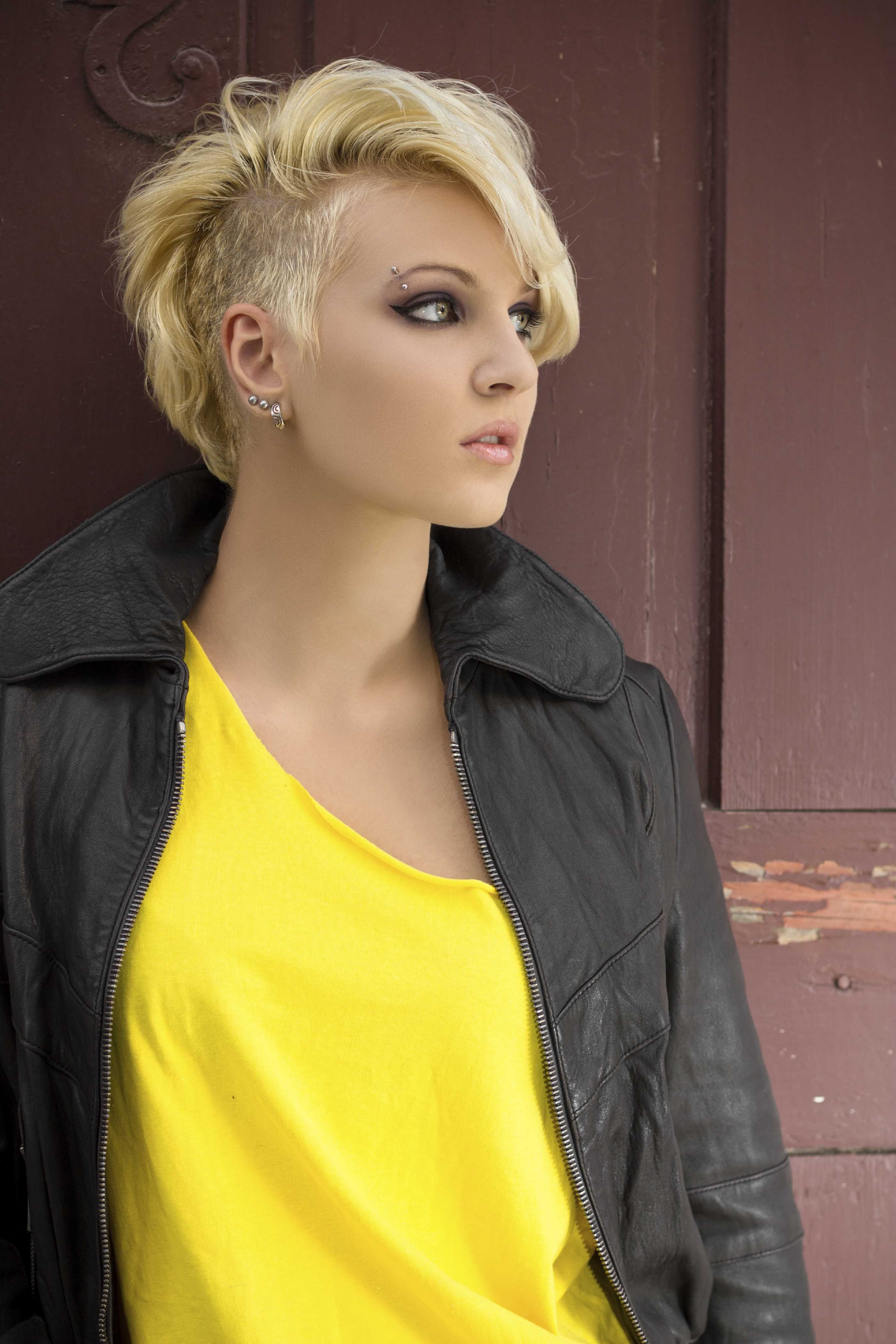 8 Fashionable Mohawk Hairstyles For Women: From Haute To Head Turning Pertaining To Shaved Side Short Hairstyles (Photo 16 of 25)