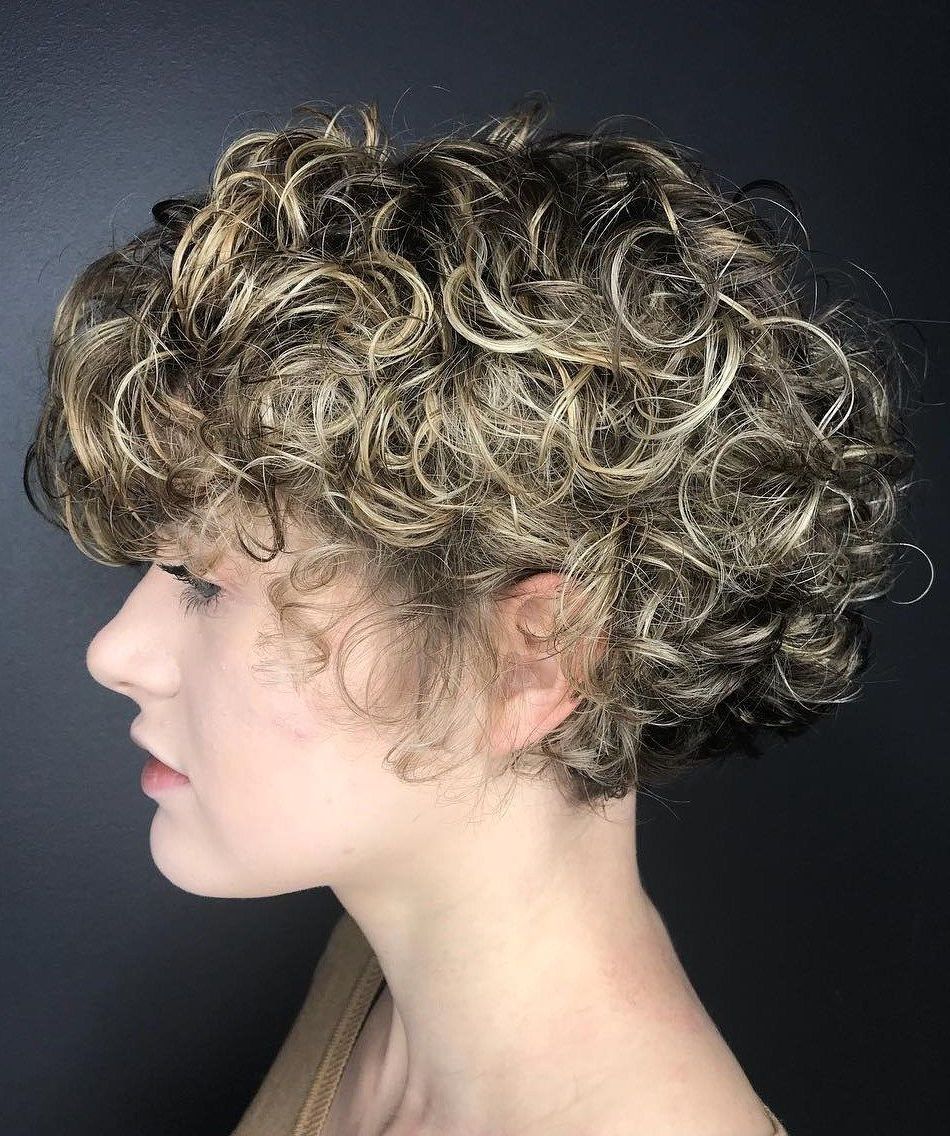 Angelic Blonde Balayage Bob With Curls | Hairstyles | Pinterest Throughout Angelic Blonde Balayage Bob Hairstyles With Curls (Photo 1 of 25)
