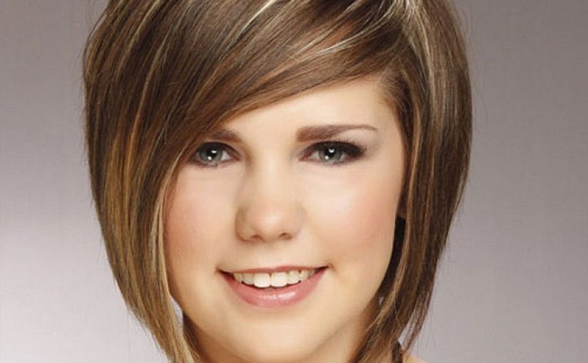 Best Short Hairstyles For Round Faces Inside Rounded Bob Hairstyles With Side Bangs (Photo 24 of 25)