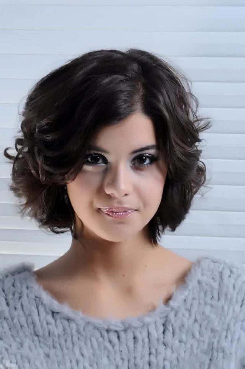 Best Short Hairstyles For Round Faces With Short Haircuts For Round Faces With Curly Hair (View 8 of 25)