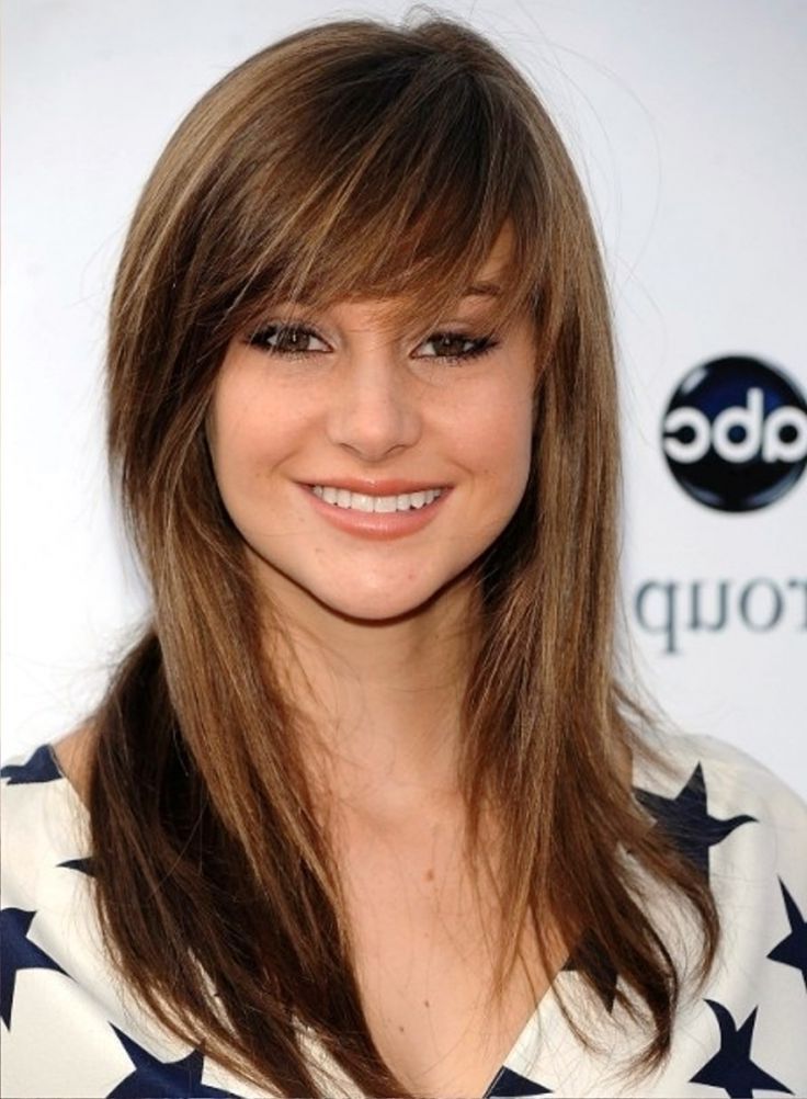 Best Side Swept Bangs Hairstyle (2018) Pertaining To Layered Bob Hairstyles With Swoopy Side Bangs (View 22 of 25)