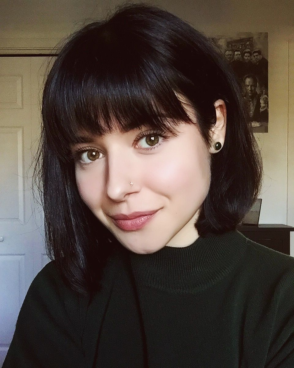 Featured Photo of Top 25 of Short Haircuts with Bangs