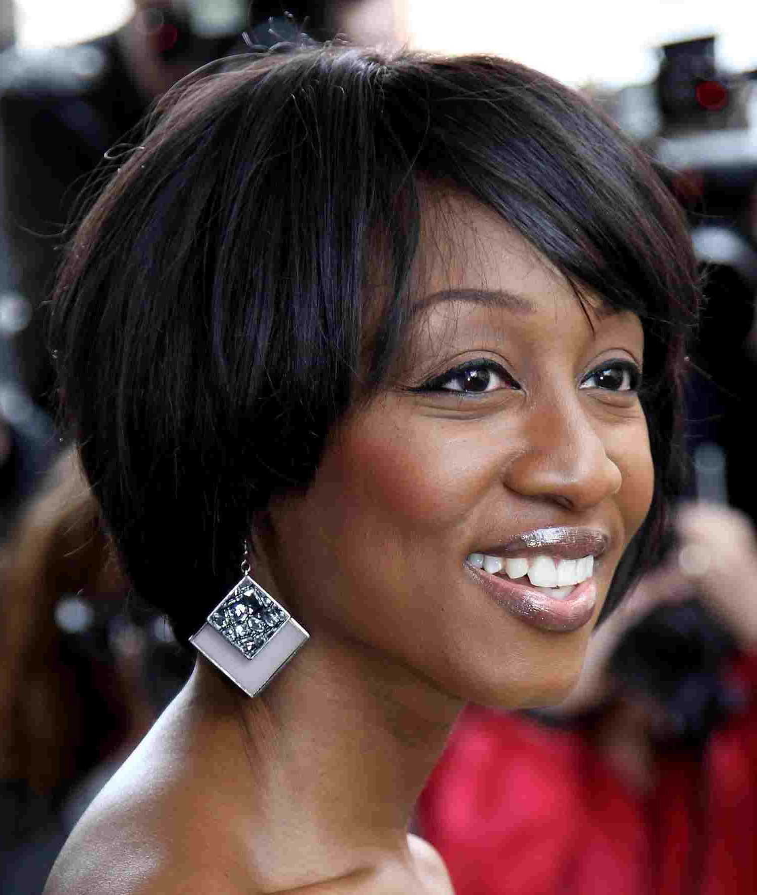 Black Women With Thick Hair Styles Rhfrunetttecom Awesome Oval Faces With Short Haircuts For Black Women With Thick Hair (Photo 5 of 25)
