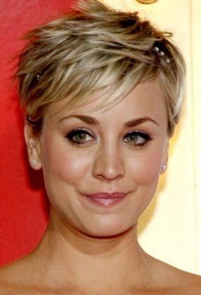 Classic Feathered Pixie With A Fringe Pixie Haircuts With Bangs With Regard To Pixie Bob Hairstyles With Golden Blonde Feathers (View 8 of 25)