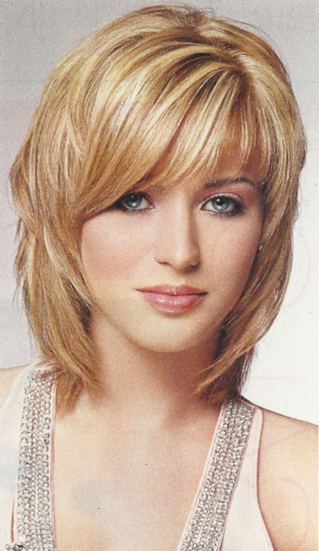 Cute Medium Short Hairstyles – Hairstyle For Women & Man With Regard To Short Medium Shaggy Hairstyles (Photo 17 of 25)
