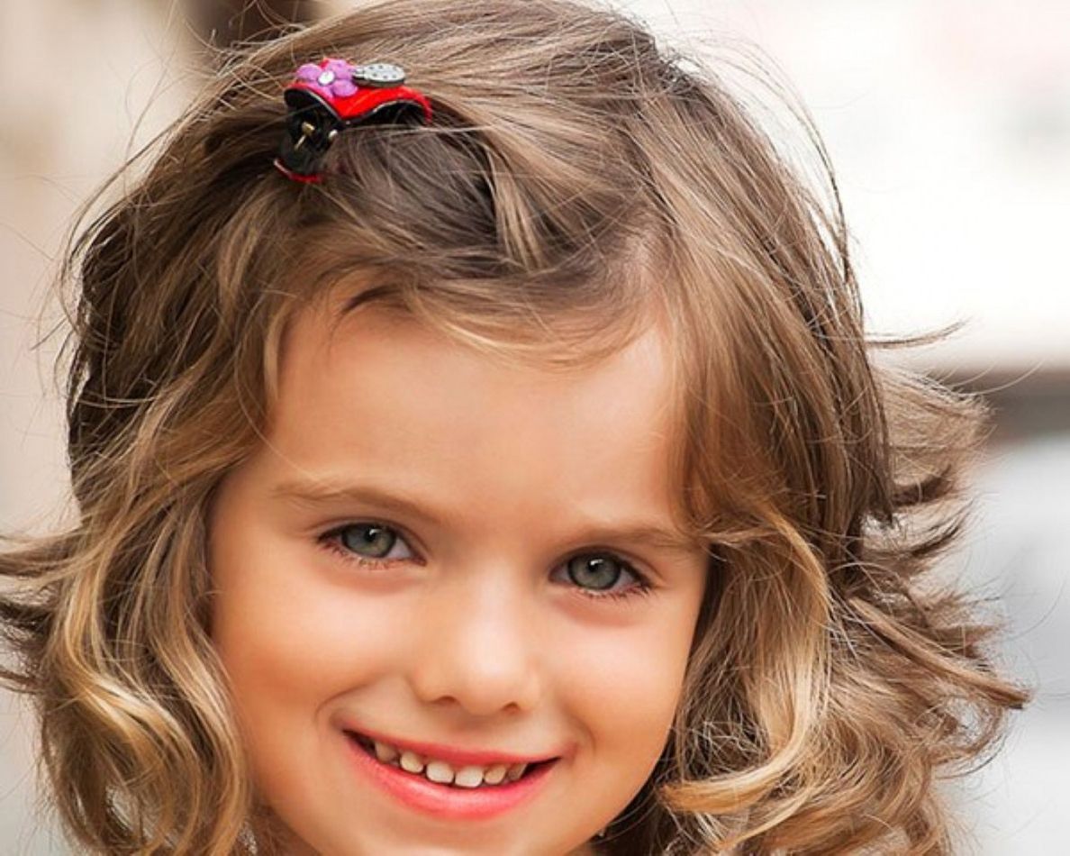 Cute Short Haircuts For Girls | Medium Hair Styles Ideas – 31693 Regarding Cute Medium Short Haircuts (View 17 of 25)