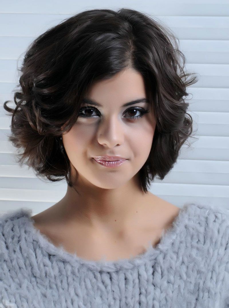 Cute Short Haircuts For Wavy Thick Hair – Hairstyles Ideas | Short Pertaining To Short Haircuts For Wavy Thick Hair (View 13 of 25)