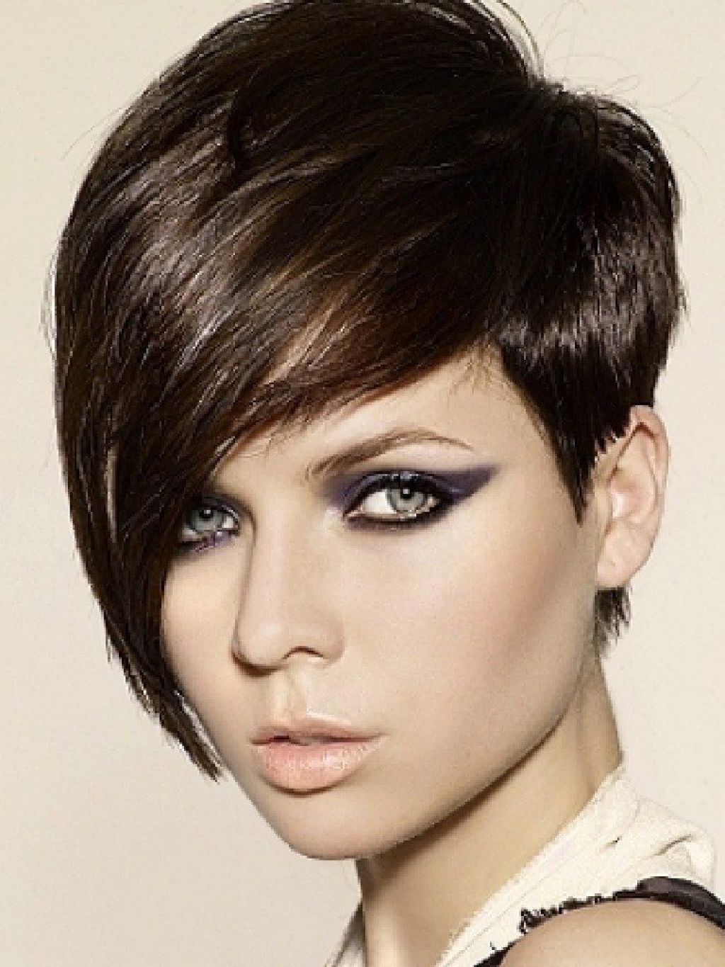 ? 24+ Fresh Hairstyles For Short Hair Girls: Top Teenage Girl Within Teenage Girl Short Haircuts (View 20 of 25)