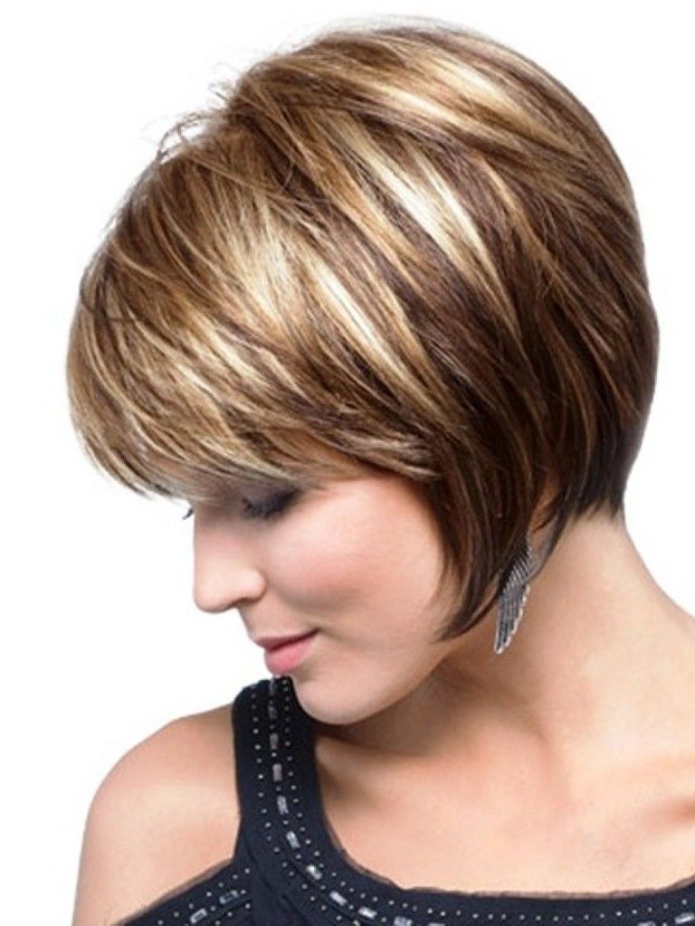 Easy Hairstyles For Women To Look Stylish In No Time | Womens Regarding Short Hairstyles For Women Over 40 With Fine Hair (View 11 of 25)