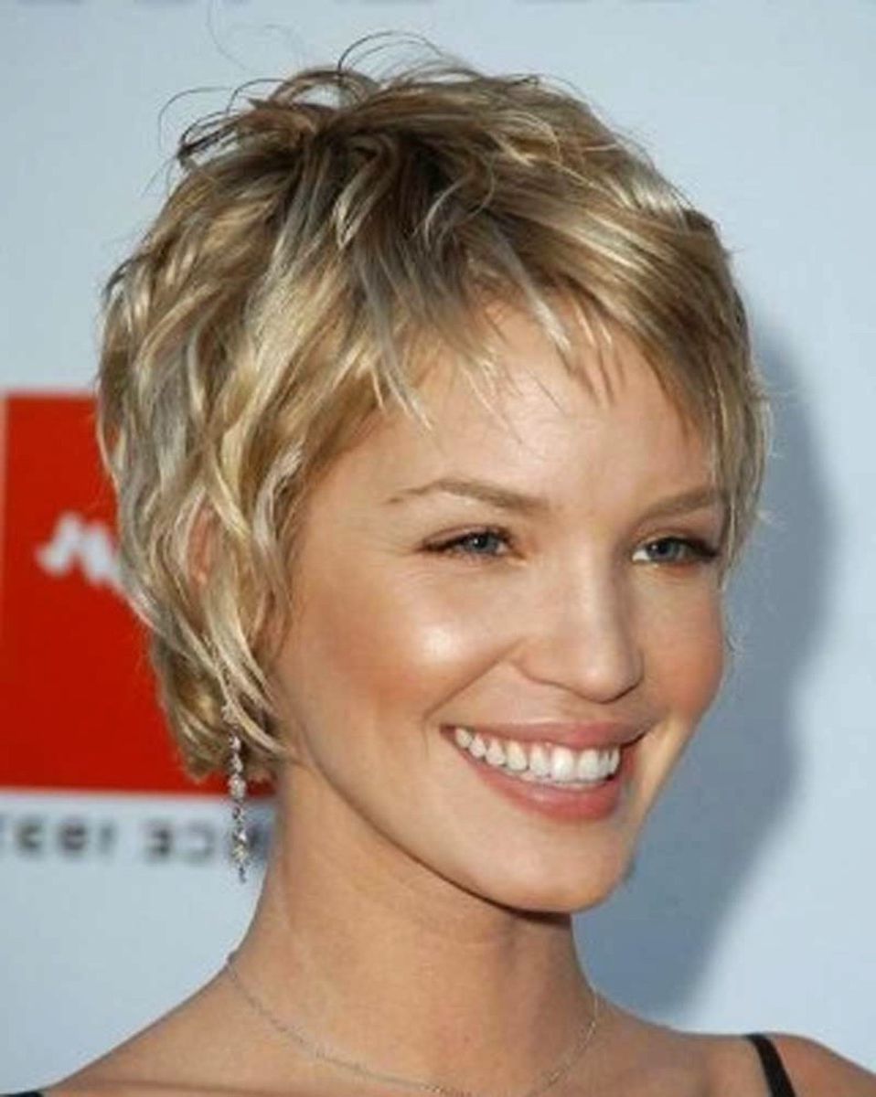 Fine, Curly Hair: Best Cuts, Styles And Hairstylist Tips – The In Short Hairstyles For Curly Fine Hair (Photo 8 of 25)