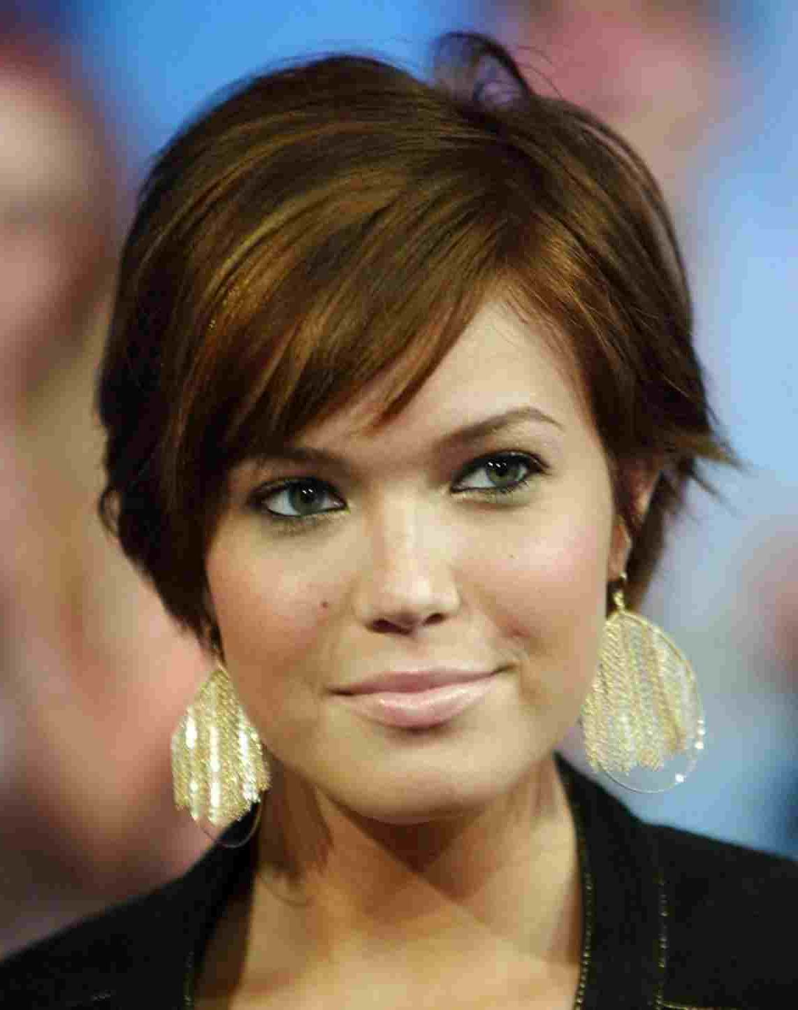 For Round Faces Front And Back Big Riverrhthebigriverreviewcom Throughout Short Hairstyles For Women With A Round Face (Photo 22 of 25)