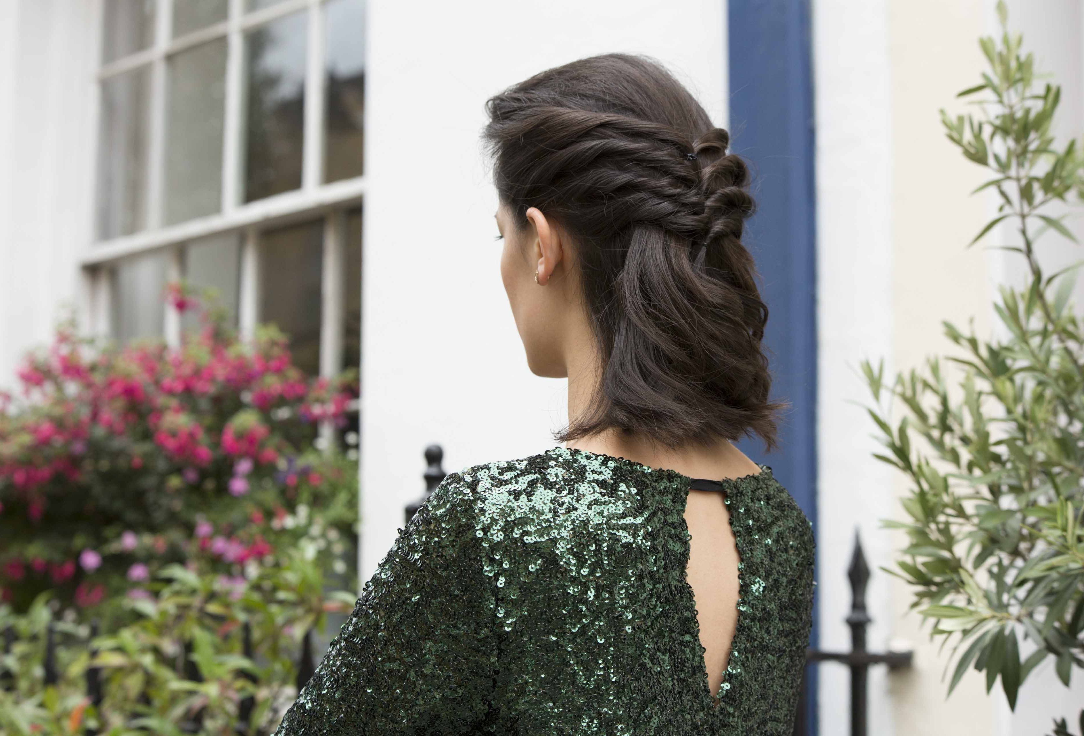 Holiday Hair: How To Create A Twisted Half Up Ponytail Throughout Short Hairstyles For Christmas Party (View 23 of 25)