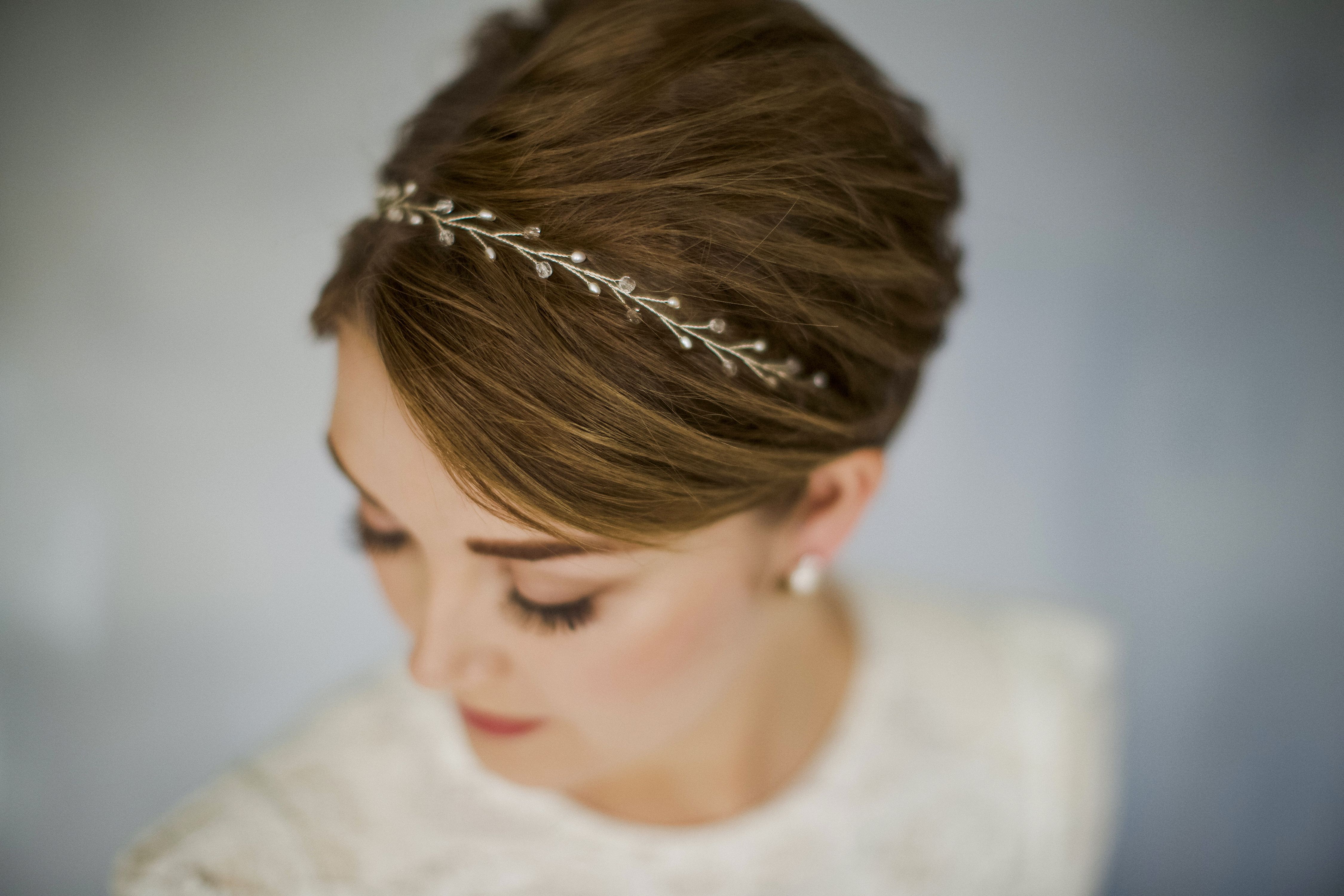 How To Style Wedding Hair Accessories With Short Hair | Love My Regarding Hairstyles For Short Hair Wedding (View 24 of 25)