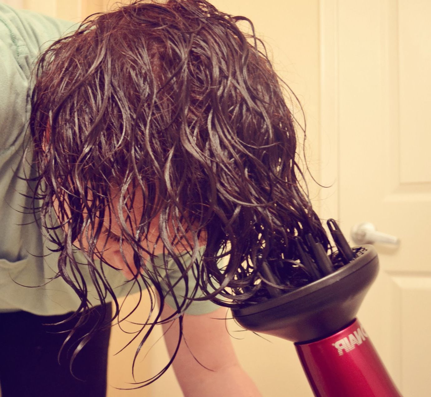 How To Use A Diffuser To Get Curly Hair For Casual Scrunched Hairstyles For Short Curly Hair (Photo 15 of 25)