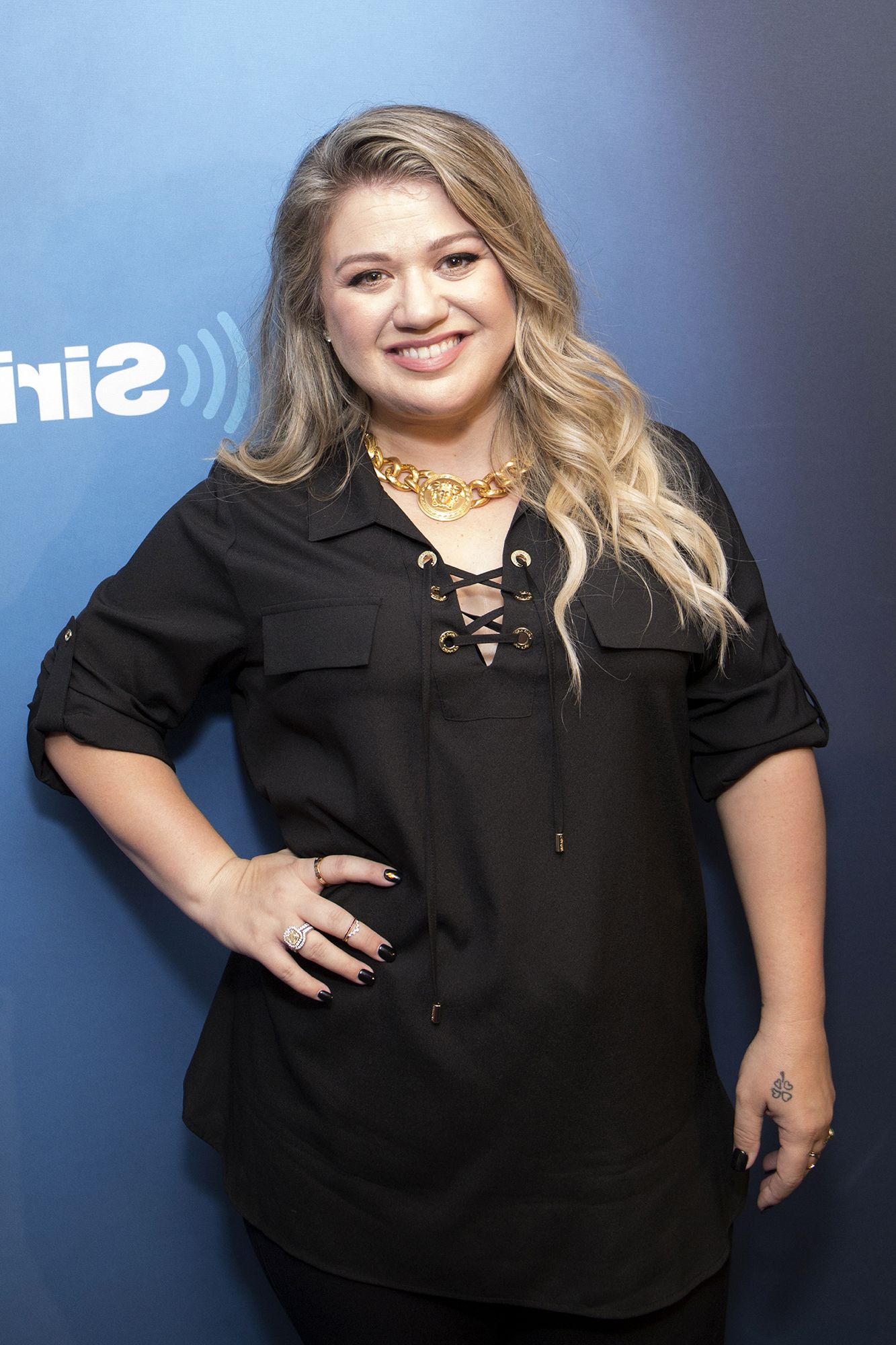 Kelly Clarkson's Take On Being A Mom: 'i Feel Sexy And Far More Regarding Kelly Clarkson Hairstyles Short (View 24 of 25)