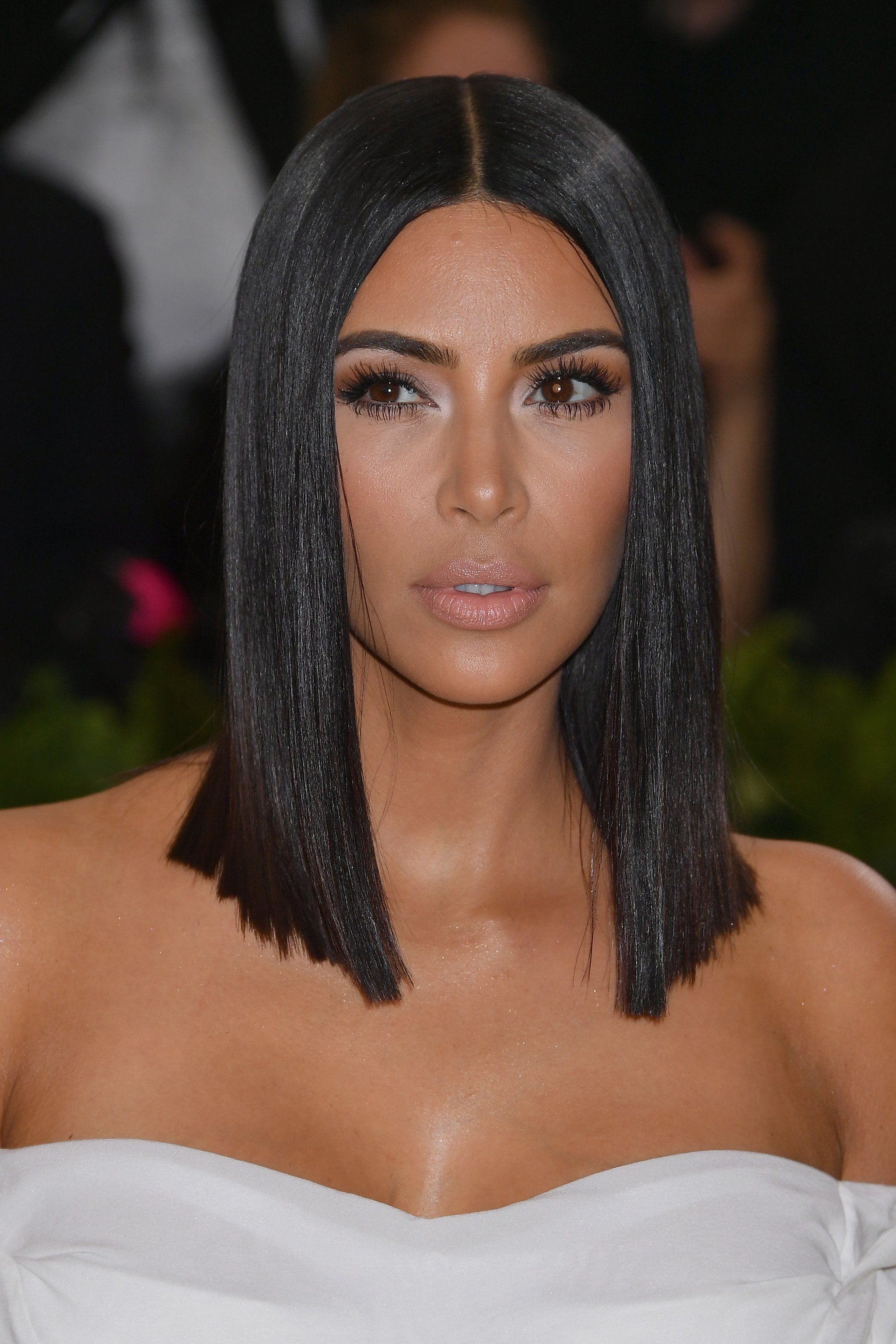 Kim Kardashian Looked Classic Vogue Chic At The Met Gala | Hair Regarding Kim Kardashian Short Haircuts (Photo 1 of 25)