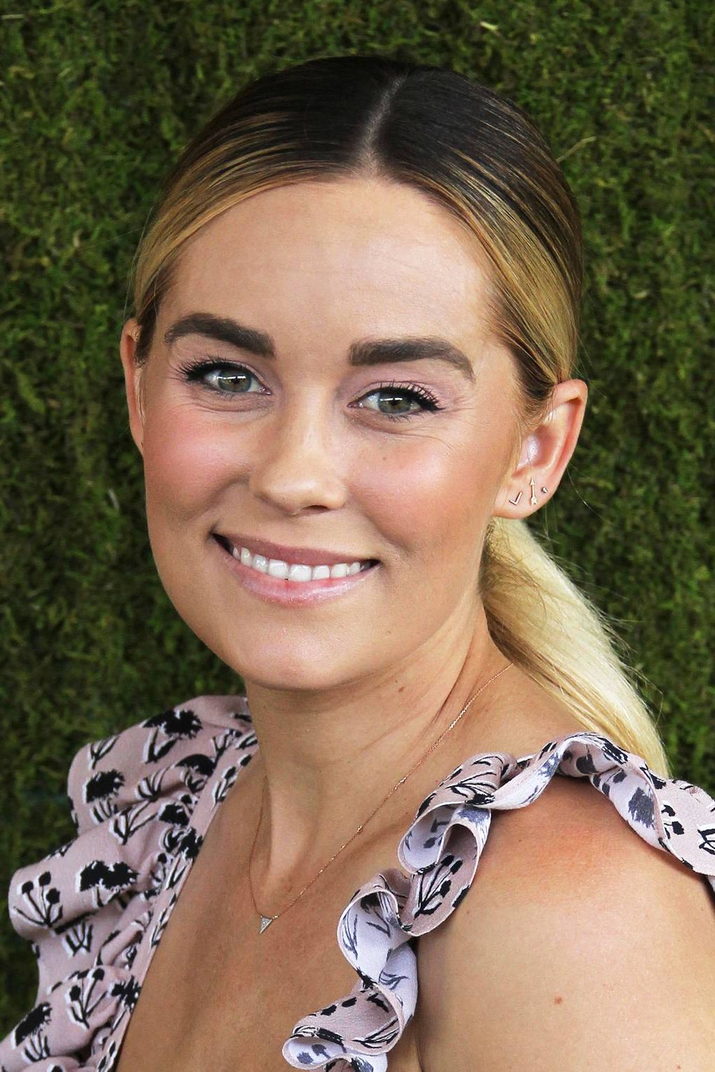Lauren Conrad Best Haircuts & Hairstyles | Glamour Uk Throughout Lauren Conrad Short Hairstyles (Photo 25 of 25)