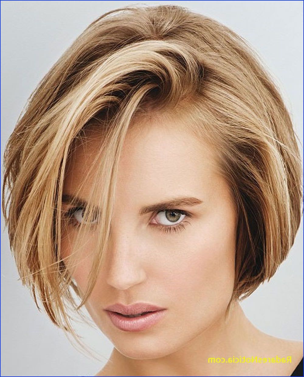 Long Bob With Bangs 2018 31 Chic Short Haircut Ideas 2018 & Pixie Intended For Chic Short Haircuts (View 8 of 25)