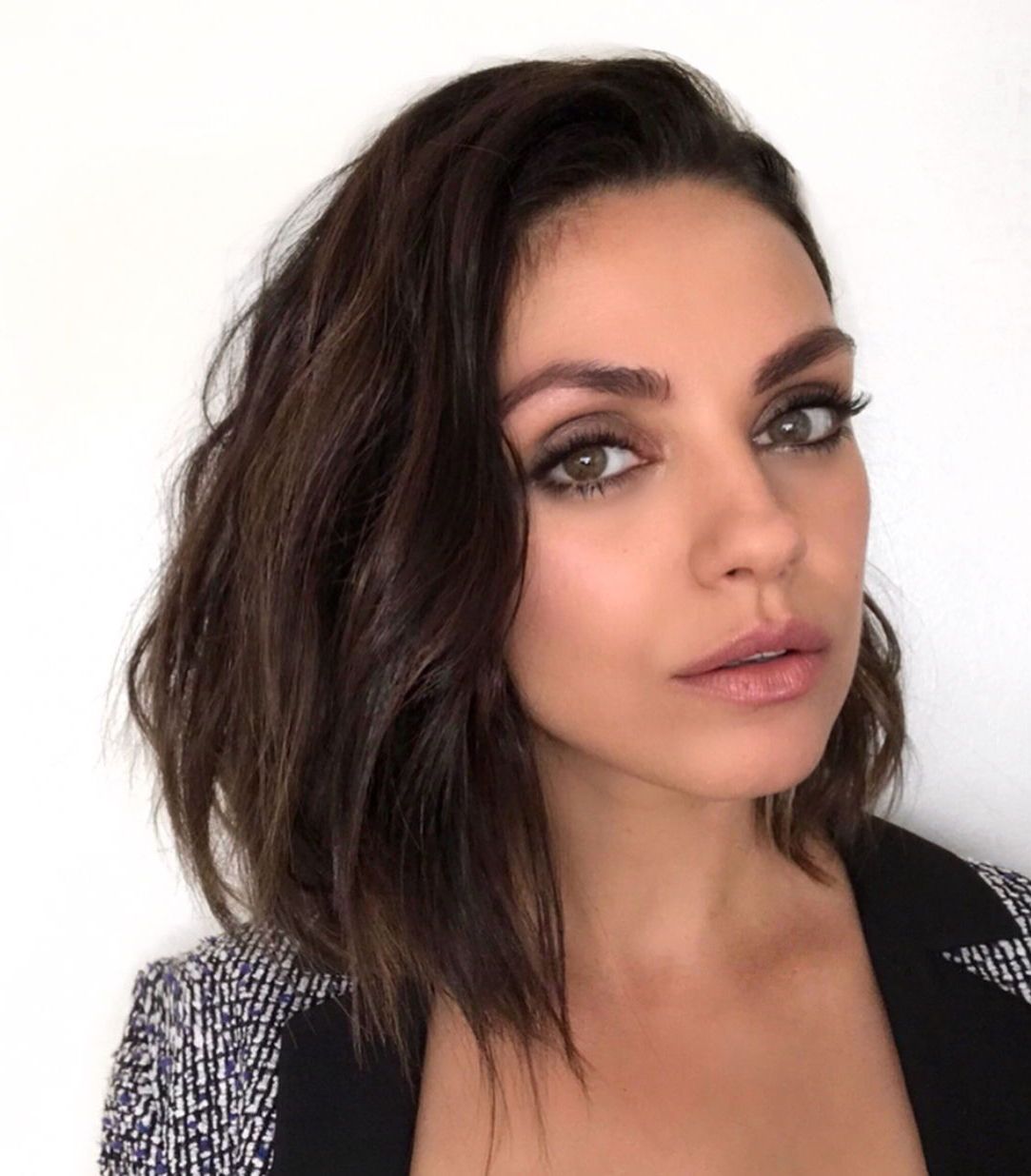 Mila Kunis Short Hair Style With Messy Waves And Texture | Hair Inside Mila Kunis Short Hairstyles (Photo 1 of 25)