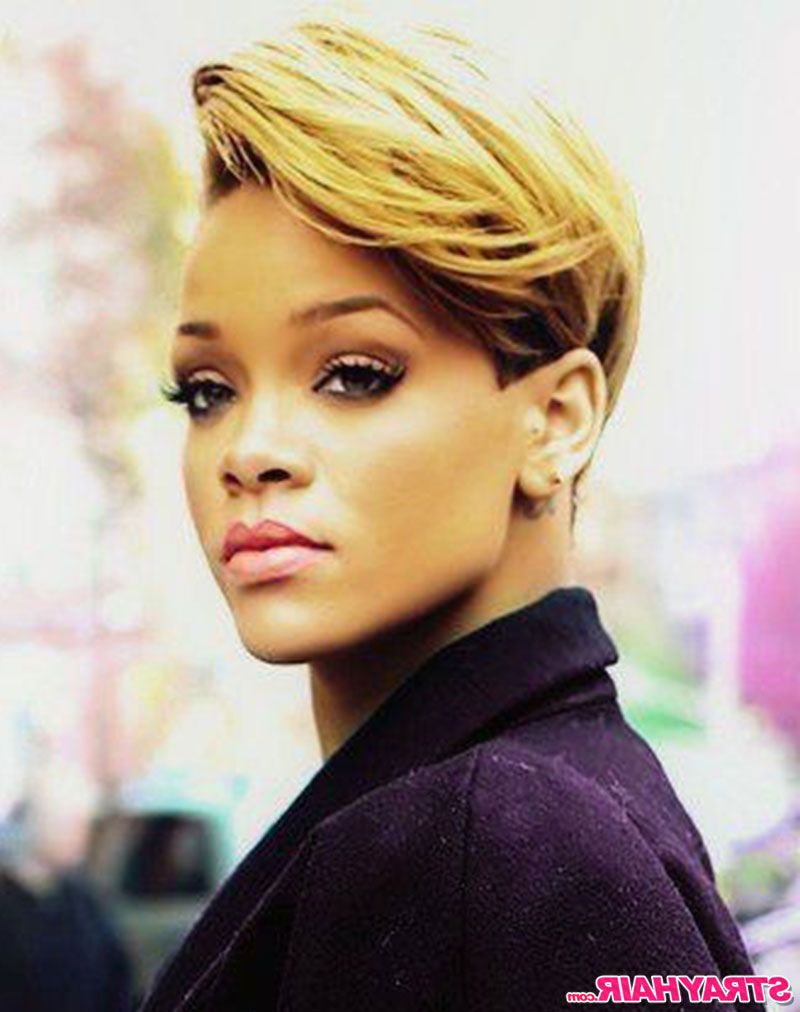 Rihannas Many Great Short Hairstyles – Strayhair Regarding Side Swept Short Hairstyles (View 16 of 25)