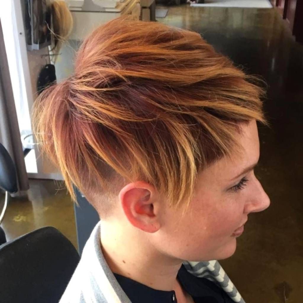 Short Auburn Hair With Blonde Highlights – Curlyhairstyles (View 18 of 25)