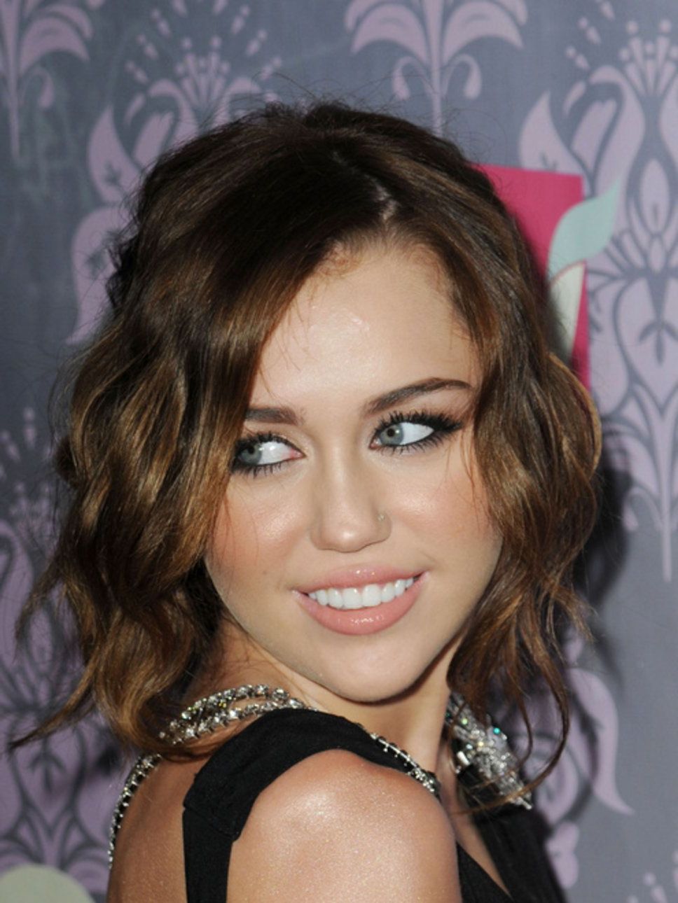 Short Bob Hairstyles: Formal Prom Curly Updo Hairstyle Pictures With Semi Short Layered Hairstyles (View 24 of 25)