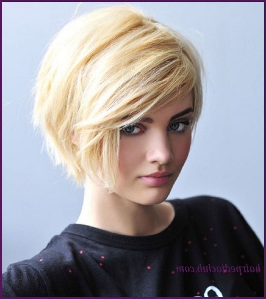 Short Haircut For Oval Face And Thick Hair – Wavy Haircut Inside Short Haircuts For Round Faces And Thick Hair (Photo 18 of 25)