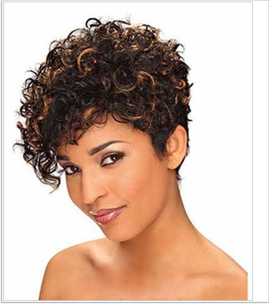 Short Haircuts For Naturally Curly Hair And Round Face At In Short Haircuts For Naturally Curly Hair And Round Face (Photo 1 of 25)