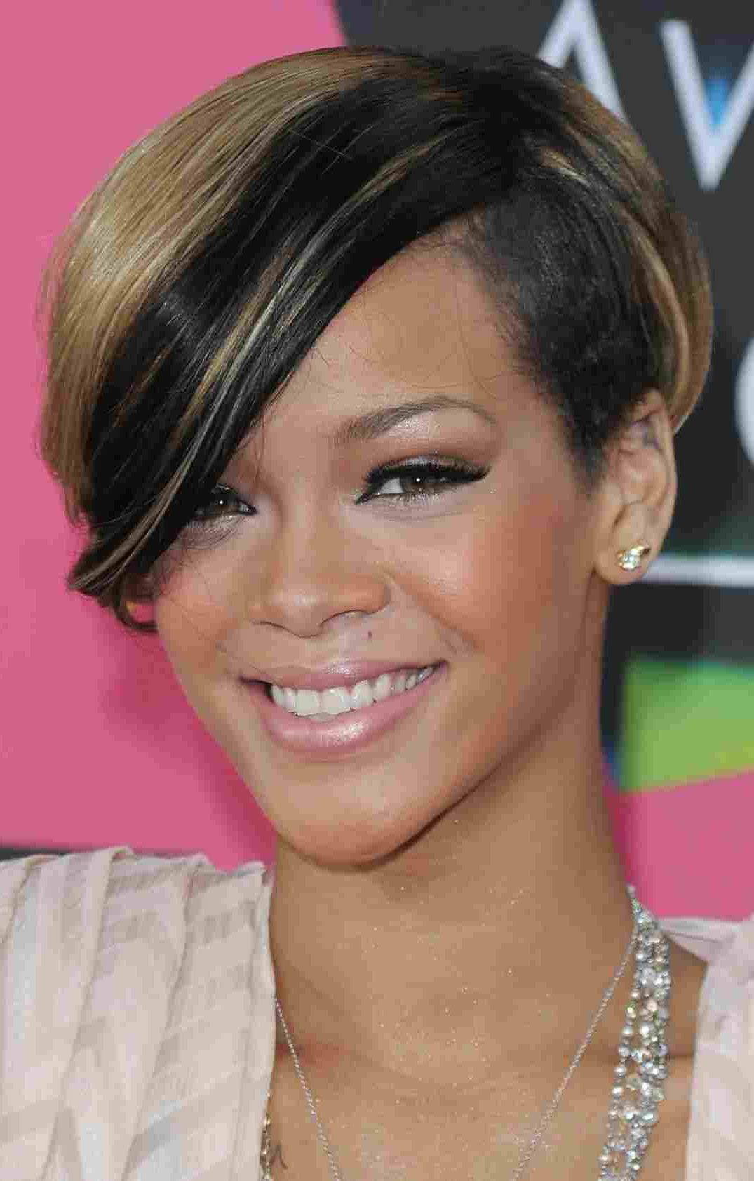Short Haircuts For Oval Faces Women With Hairstyles Pertaining To Cute Short Hairstyles For Thin Hair (Photo 18 of 25)