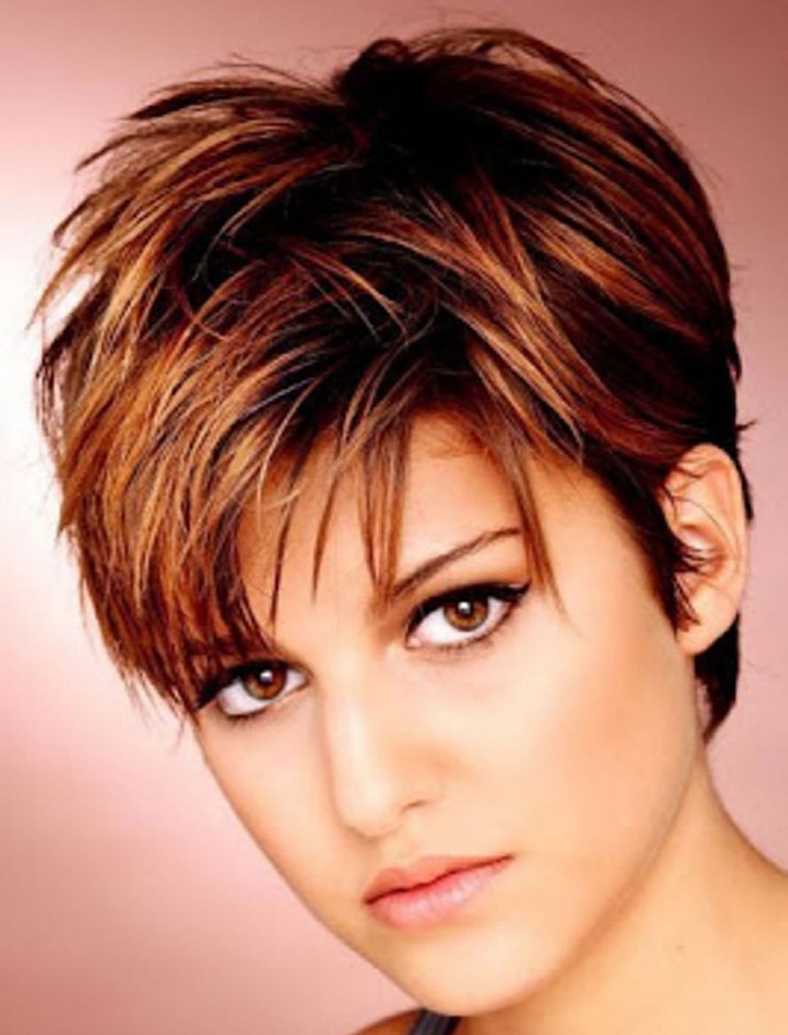 Short Haircuts For Round Face Thin Hair Ideas For 2018 – Hairstyles Regarding Short Hairstyles For Thin Hair And Round Faces (View 19 of 25)