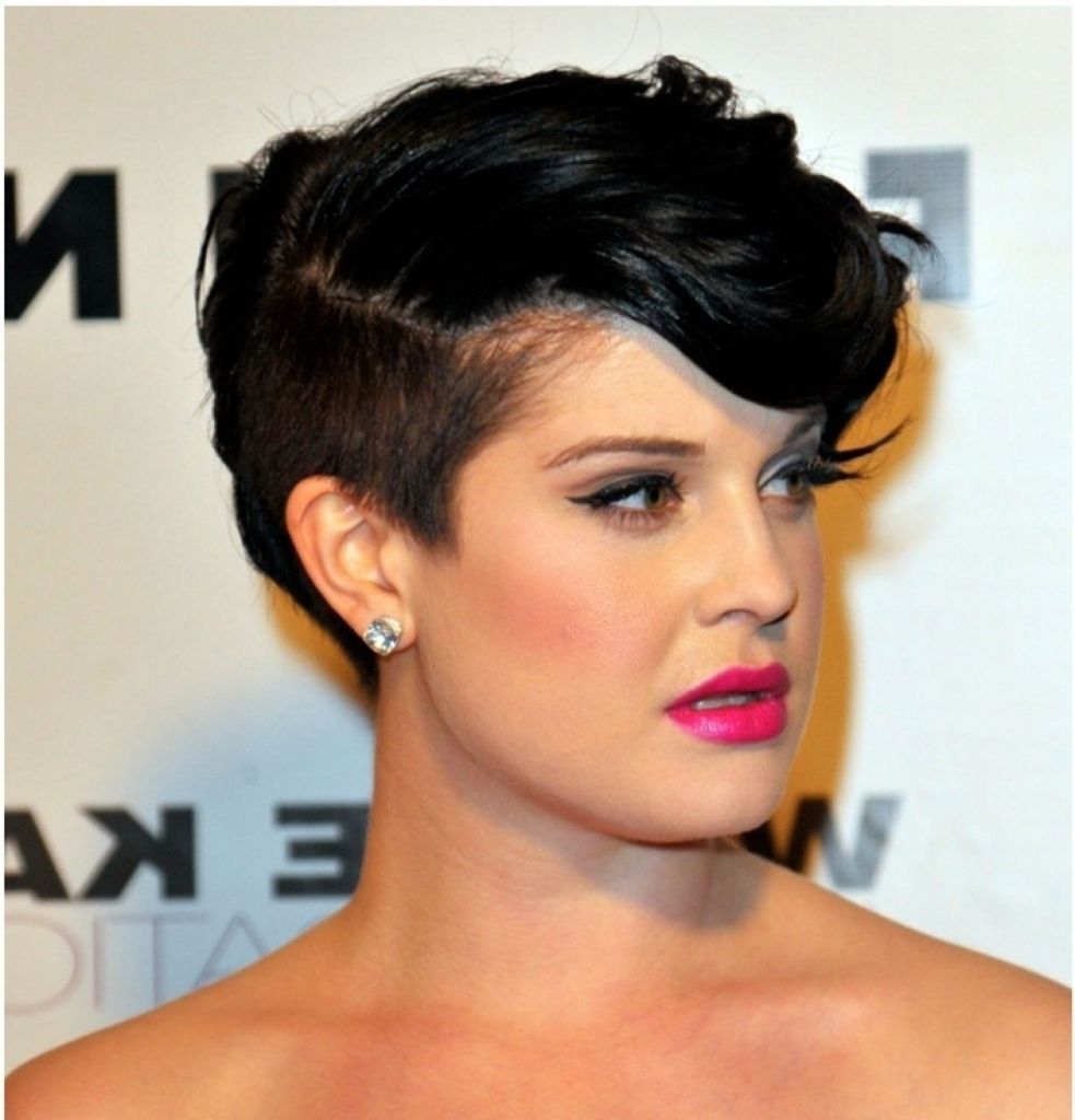 Short Haircuts Shaved Sides Womens Short Hair With Shaved Side 20 Within Short Hairstyles With Shaved Side (View 24 of 25)