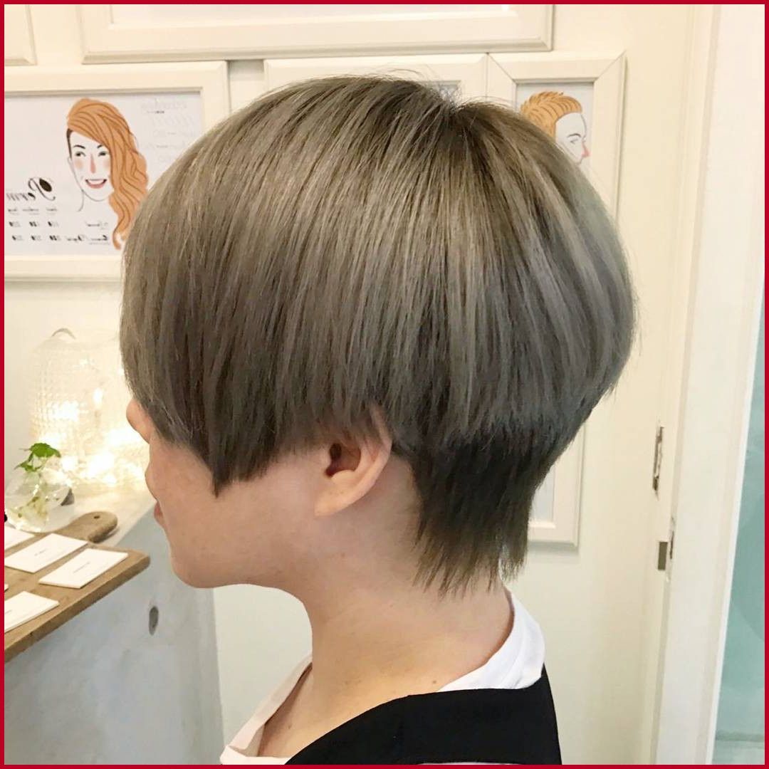 Short Hairstyles Oval Face Thick Hair 386684 30 Cute Pixie Cuts For Short Haircut Oval Face (Photo 10 of 25)