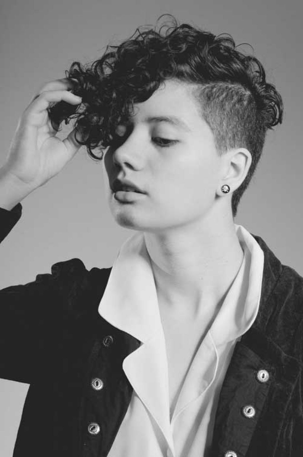 Short Undercut Hairstyles For Curly Hair – Haircutting.co Pertaining To Undercut Hairstyles For Curly Hair (Photo 7 of 25)