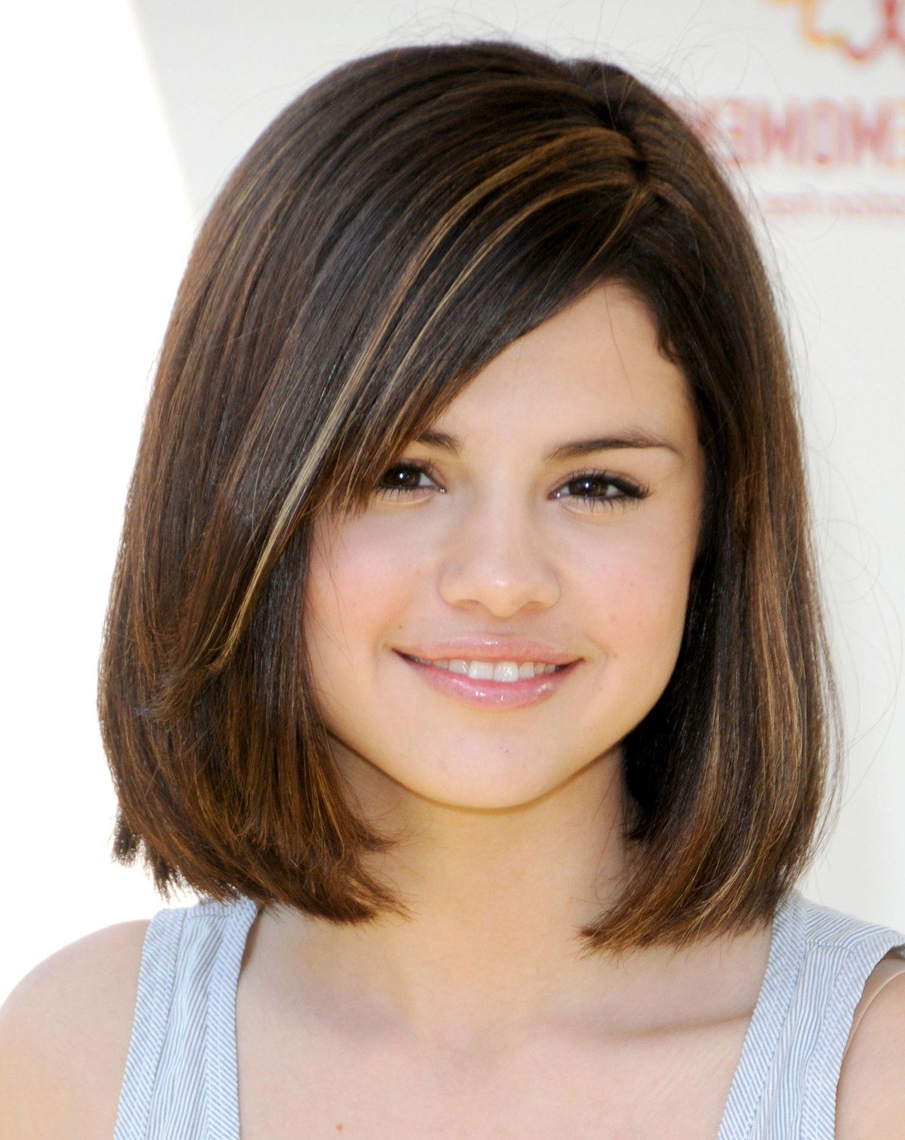 Throwback Thursday: Adorable Selena Gomez Hair Moments You Forgot With Regard To Selena Gomez Short Hairstyles (Photo 14 of 25)