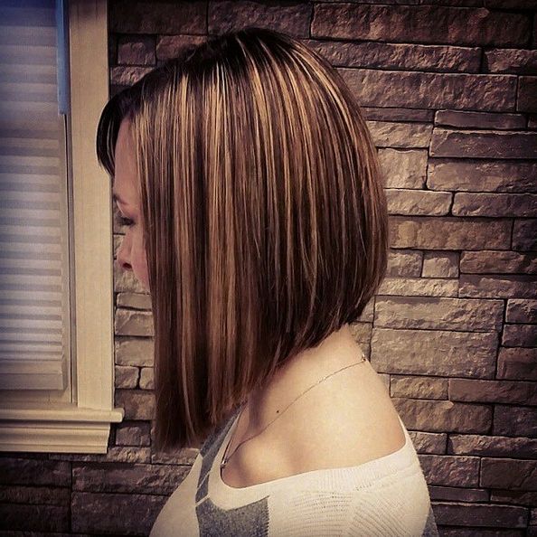 25 Super Chic Inverted Bob Hairstyles – Hairstyles Weekly With Classy Slanted Blonde Bob Hairstyles (View 20 of 25)