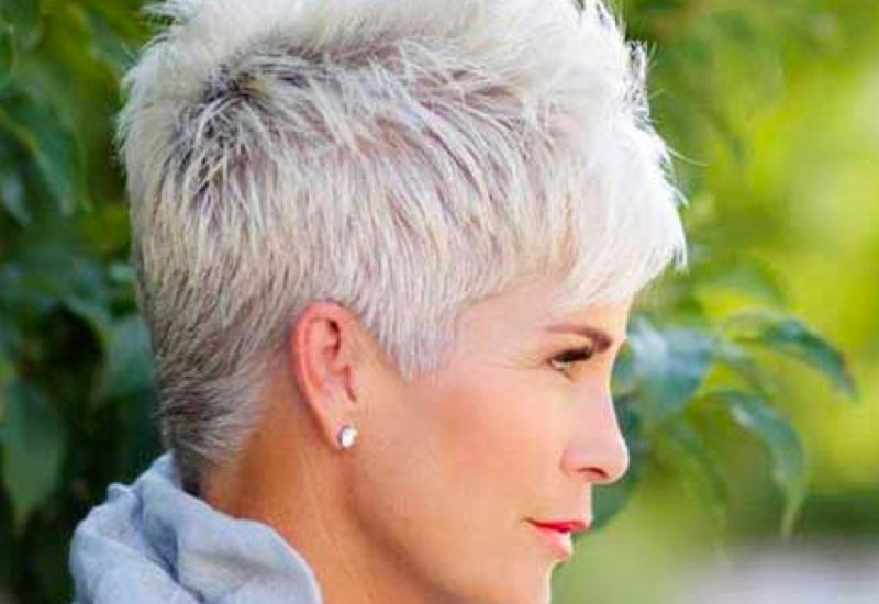 32 Flattering Short Haircuts For Older Women In 2018 In Airy Gray Pixie Hairstyles With Lots Of Layers (Photo 15 of 25)