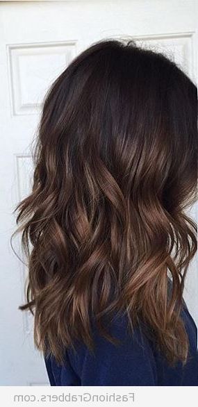 40 Trendy Hairstyles With Medium Length Hair For An Ultra Chic Look Throughout Chic Chocolate Layers Hairstyles (View 20 of 25)